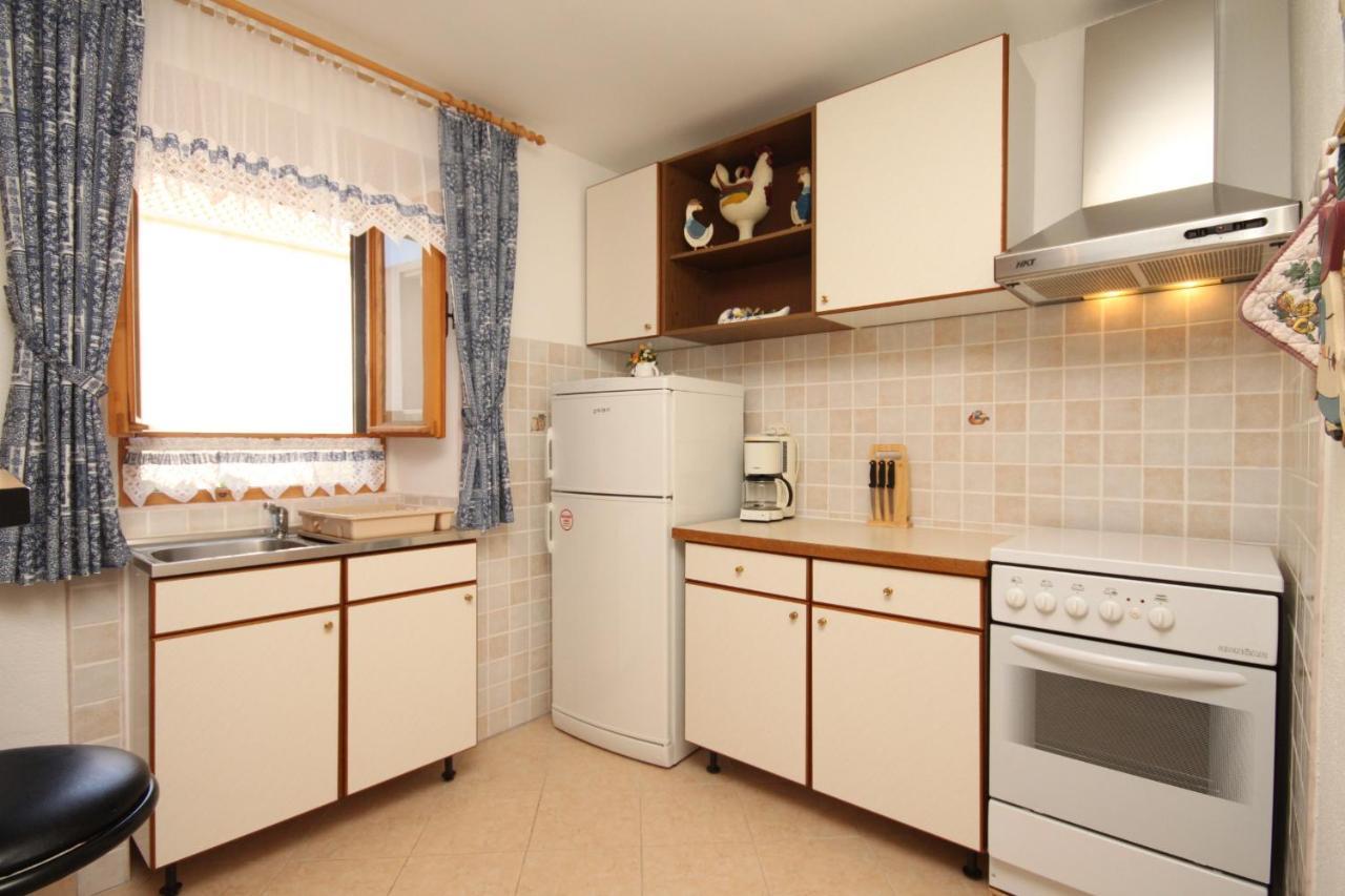 Apartments With A Parking Space Sali, Dugi Otok - 8084 エクステリア 写真